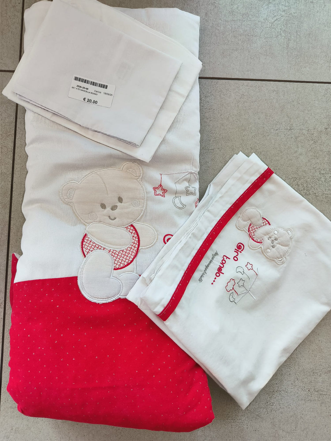 Set Lenzuola con Trapuntina per Navicella Rosso