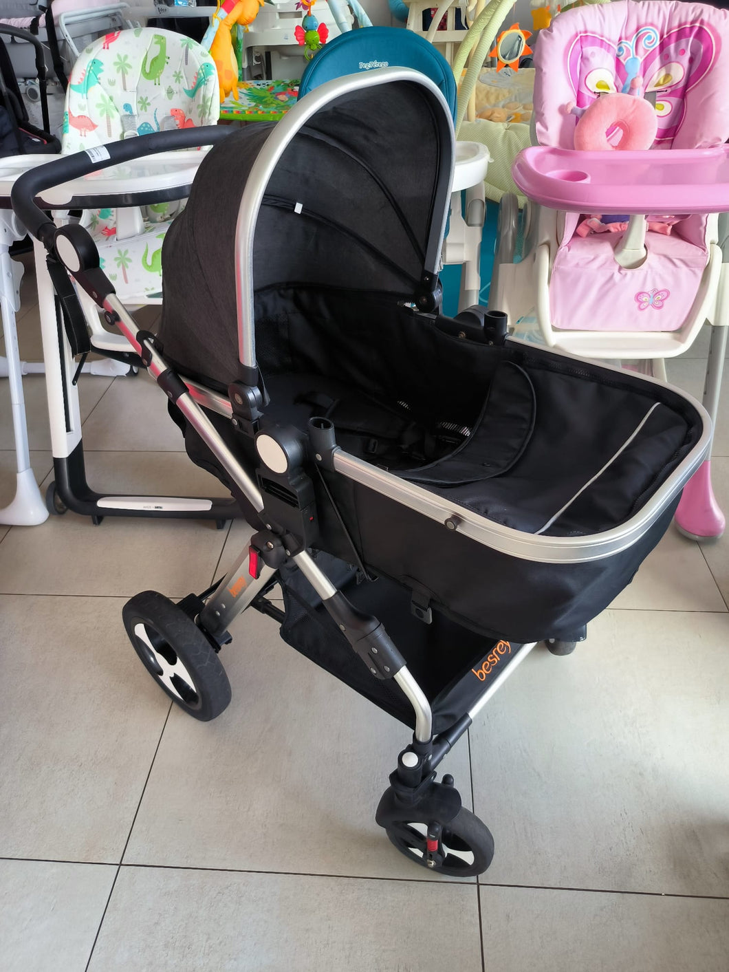 Passeggino Trasformabile in Navicella Besrey