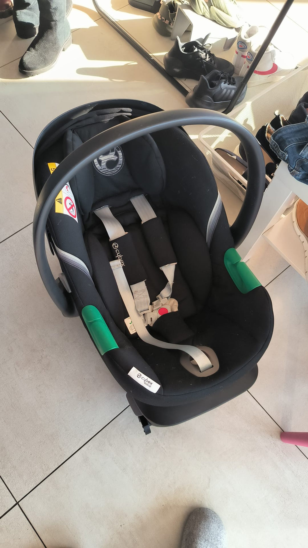 Ovetto con Base Isofix Cybex
