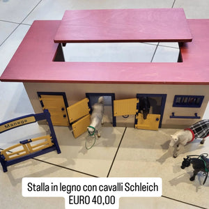 Stalla in Legno con Cavalli Schleich